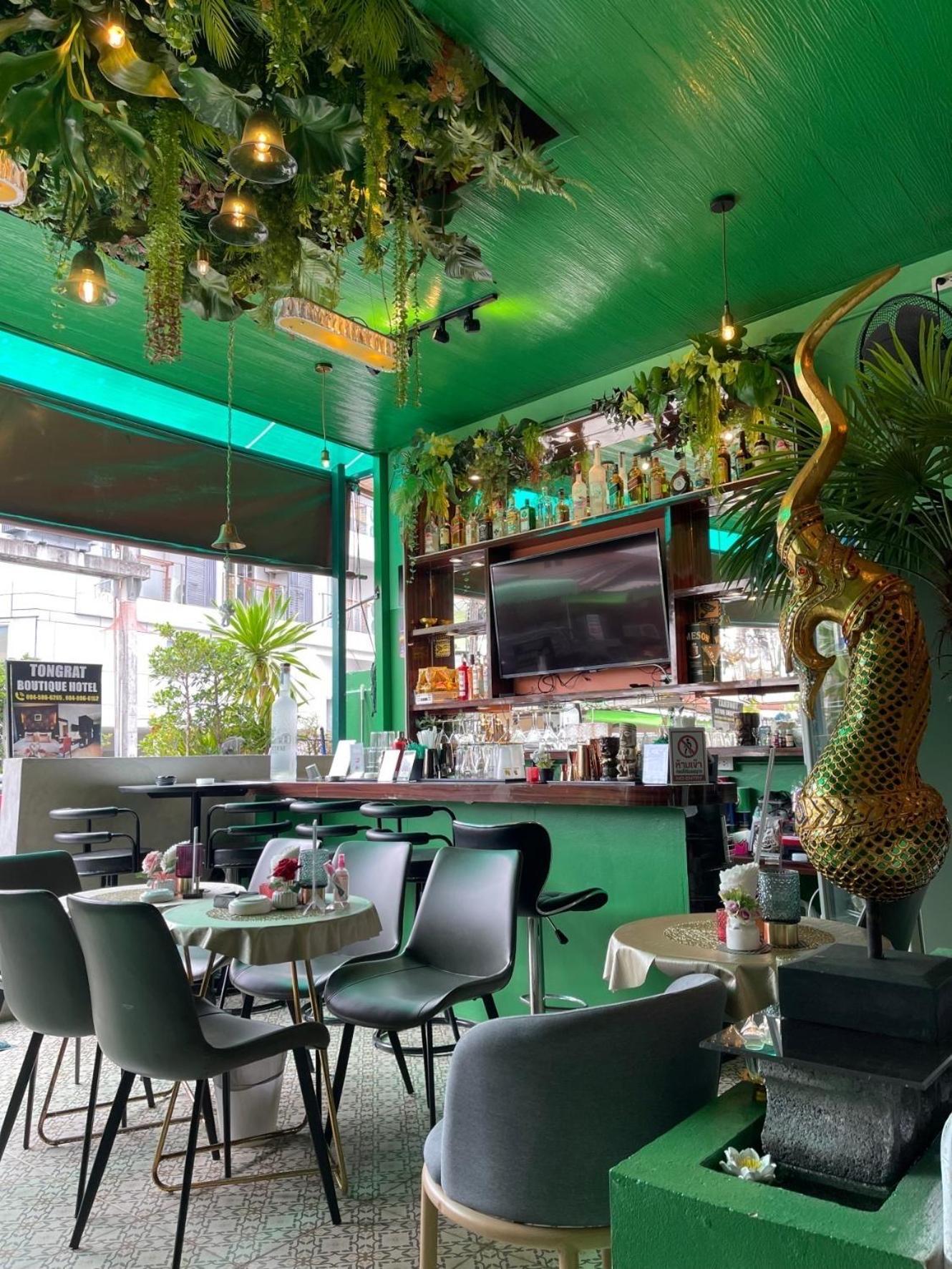 Elephant Room Patong 外观 照片