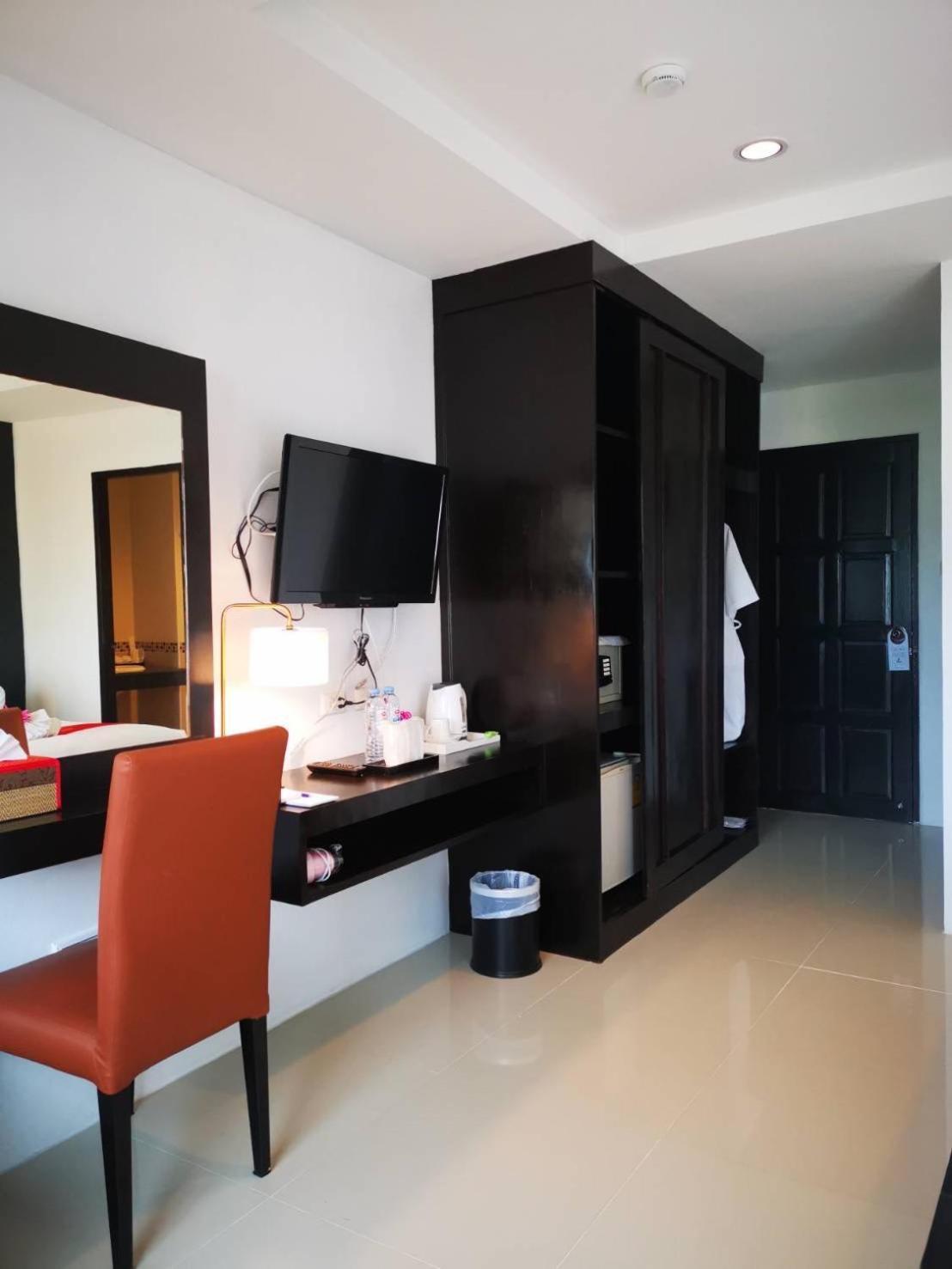 Elephant Room Patong 外观 照片